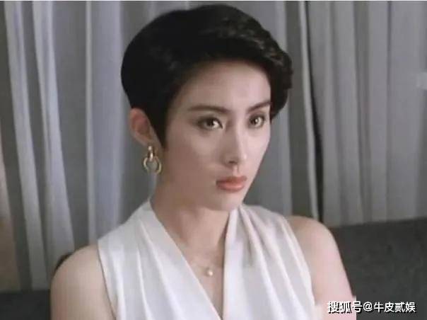 港风女神气质_港风妆容穿搭风格_那些年港片女神的风采