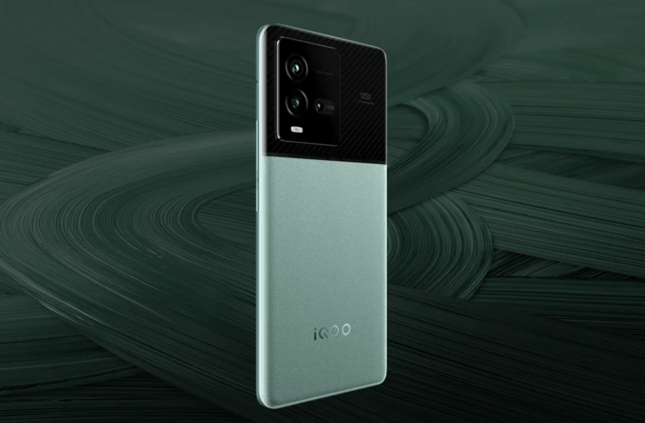 另外iqoo 10还推出了曼岛特别版和赛道特别版两款新配色以及16gb运存