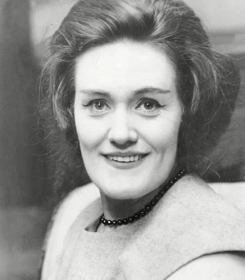 美声|女高音琼·萨瑟兰演唱德沃夏克《母亲教我的歌》_布拉格_音乐