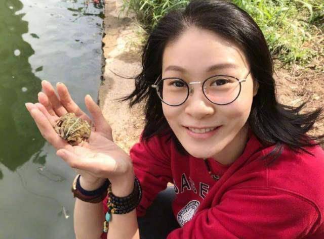 排球女神赵蕊蕊近况退役后成作家,精神世界丰富,今38岁仍单身_中国