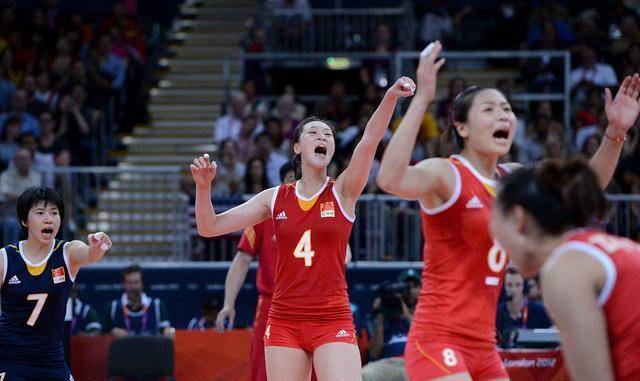 5位前中国女排球员合照被球迷晒出,惠若琪薛明皆是榜样_位置_笔者
