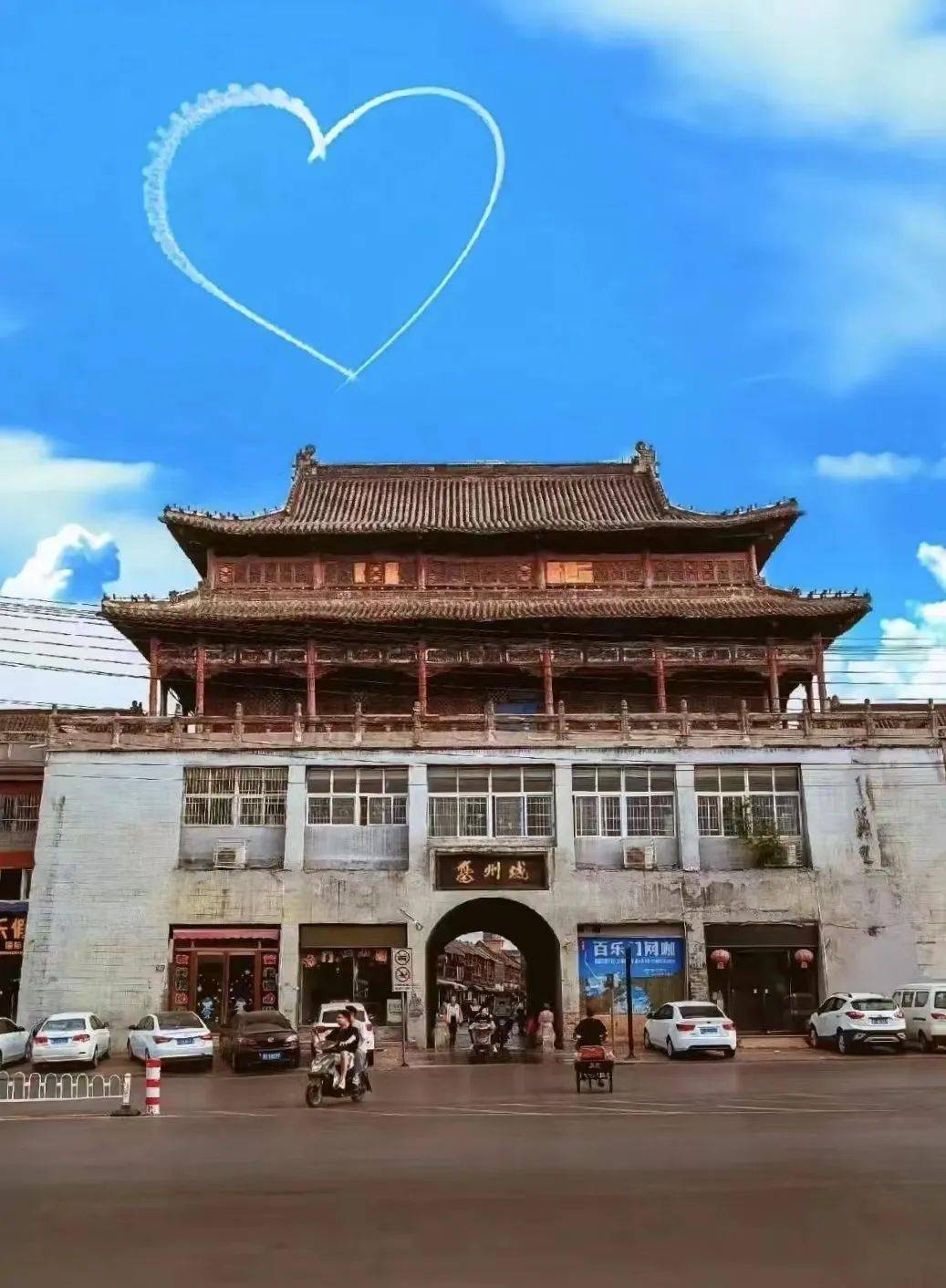 城楼城门之上门楼还有两重均庆楼:北门城楼也 真宗赐额《亳州志》记载