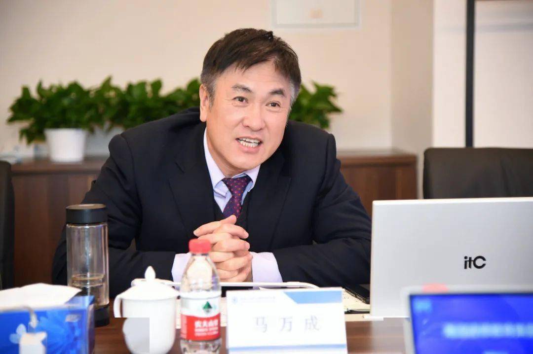 海淀进校附属第三实验小学校长马万成海淀进校附属第四实验小学校长王