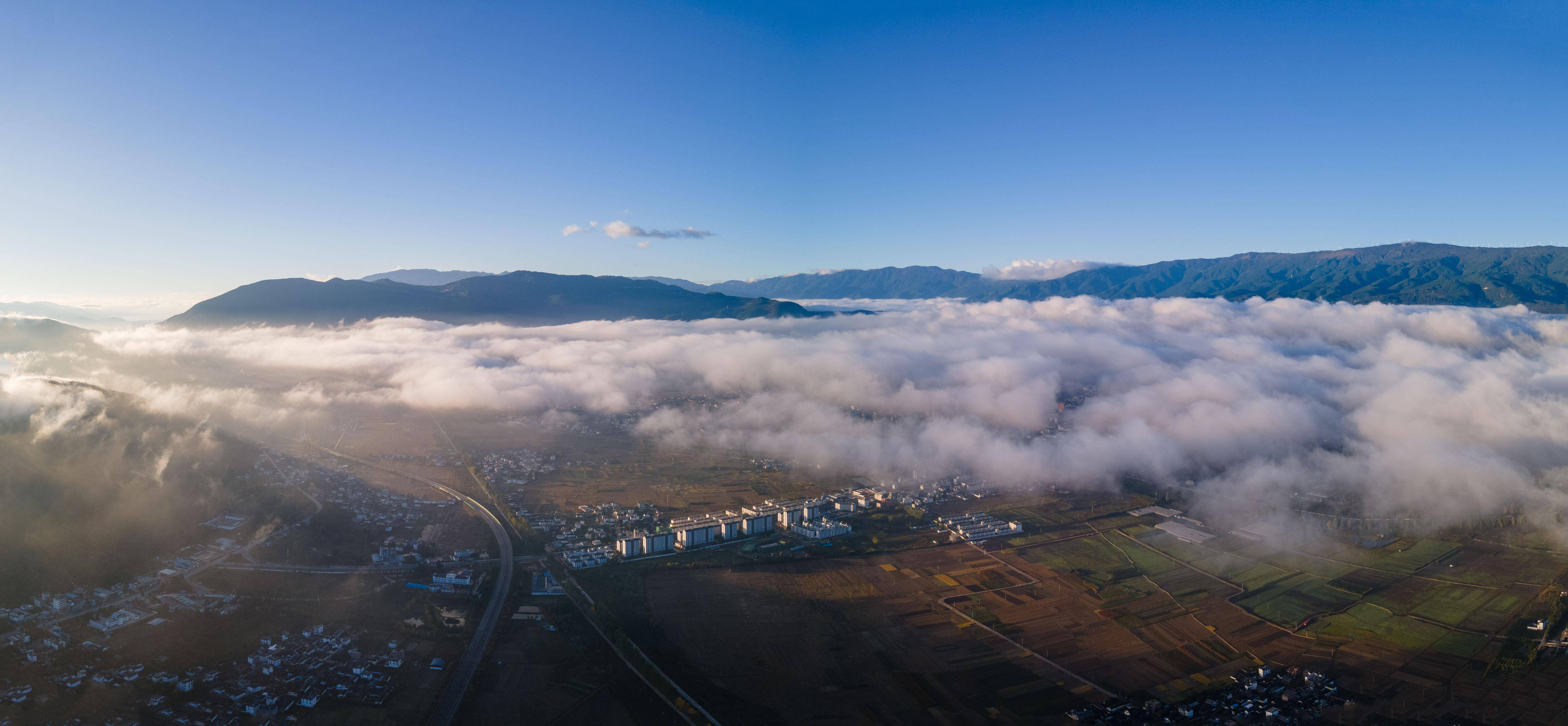云南洱源出现云海景观_来源_素材_罗新才