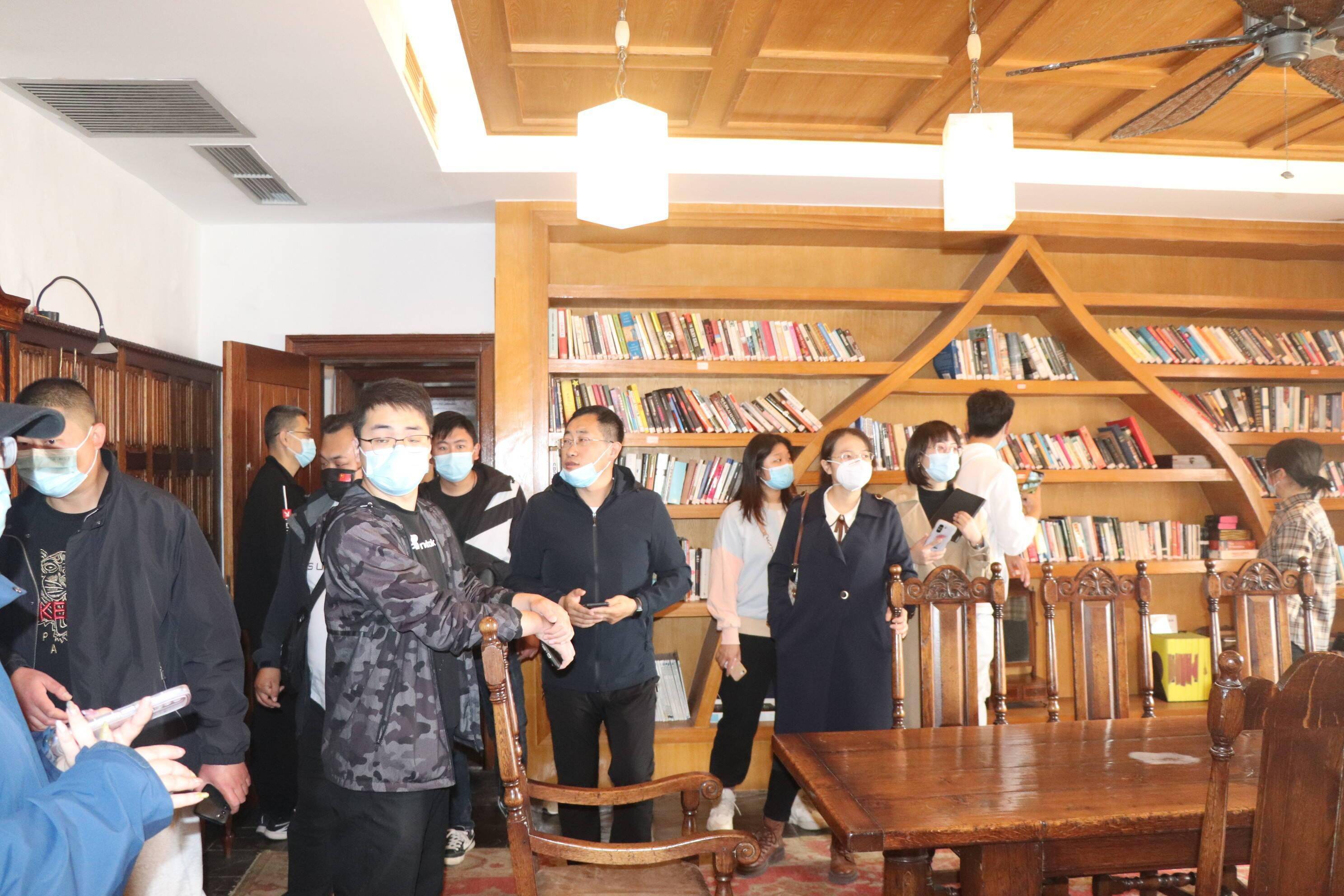 烟台市蓬莱区大辛店镇开展青年人才交流活动_酒庄_山谷_葡萄