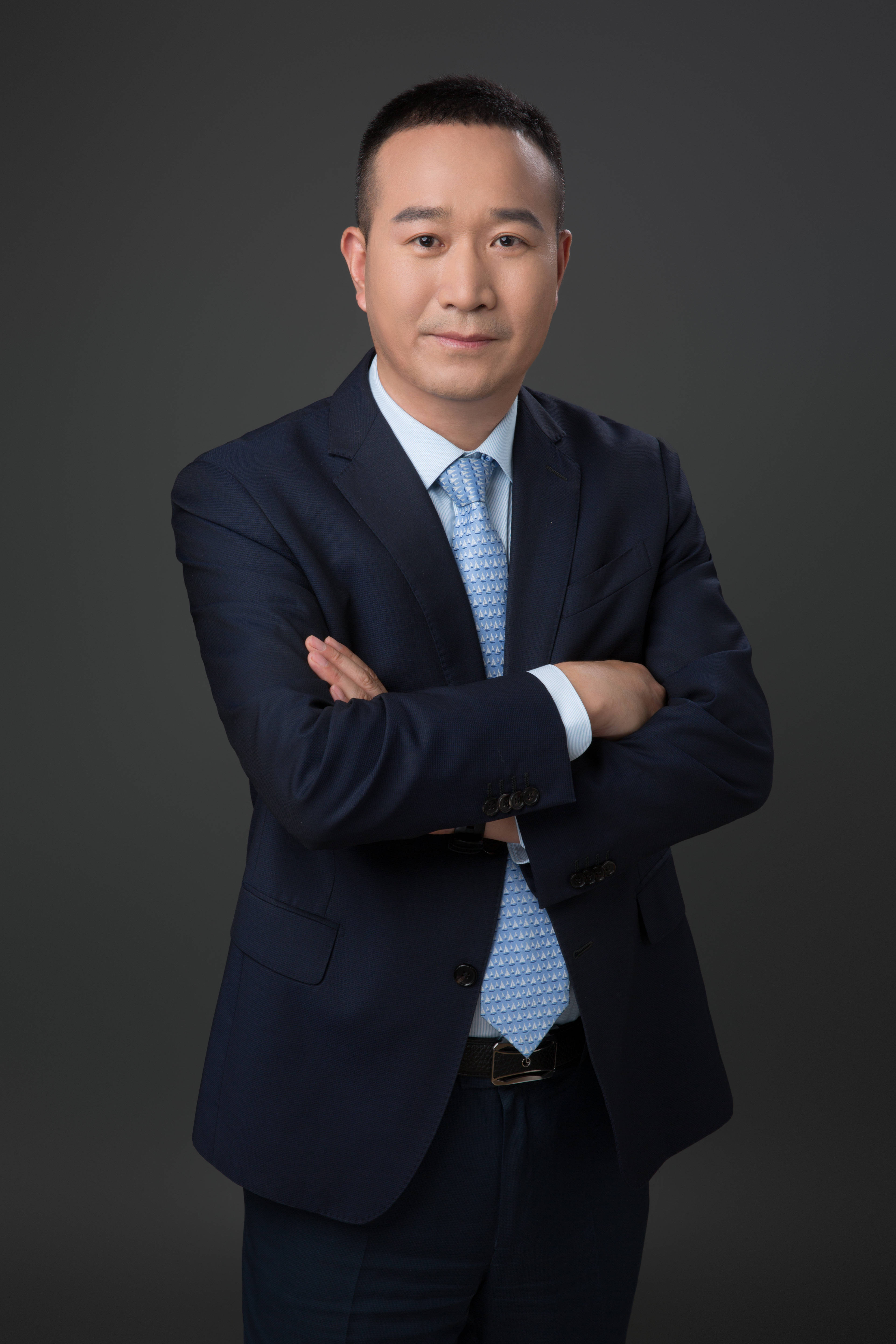 任建伟斩获"中国寿险年度经理人奖"_保险_发展_国际