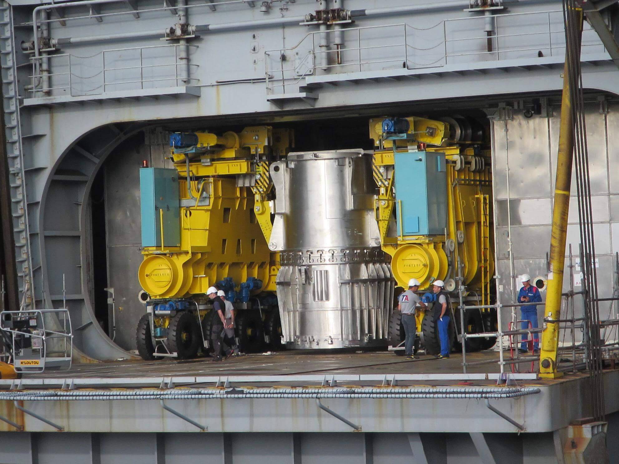 How Does a Nuclear Reactor Drive an Aircraft Carrier?
