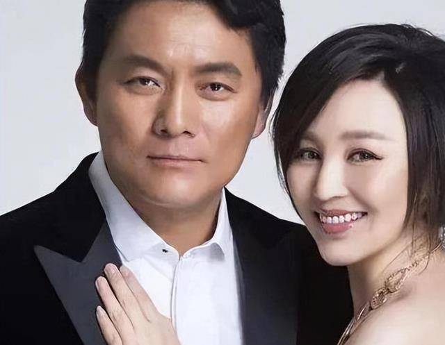 杨志刚嫂子岳丽娜罕晒娃,9岁女儿可爱像老爸,曾客串《娘道》_郭靖宇