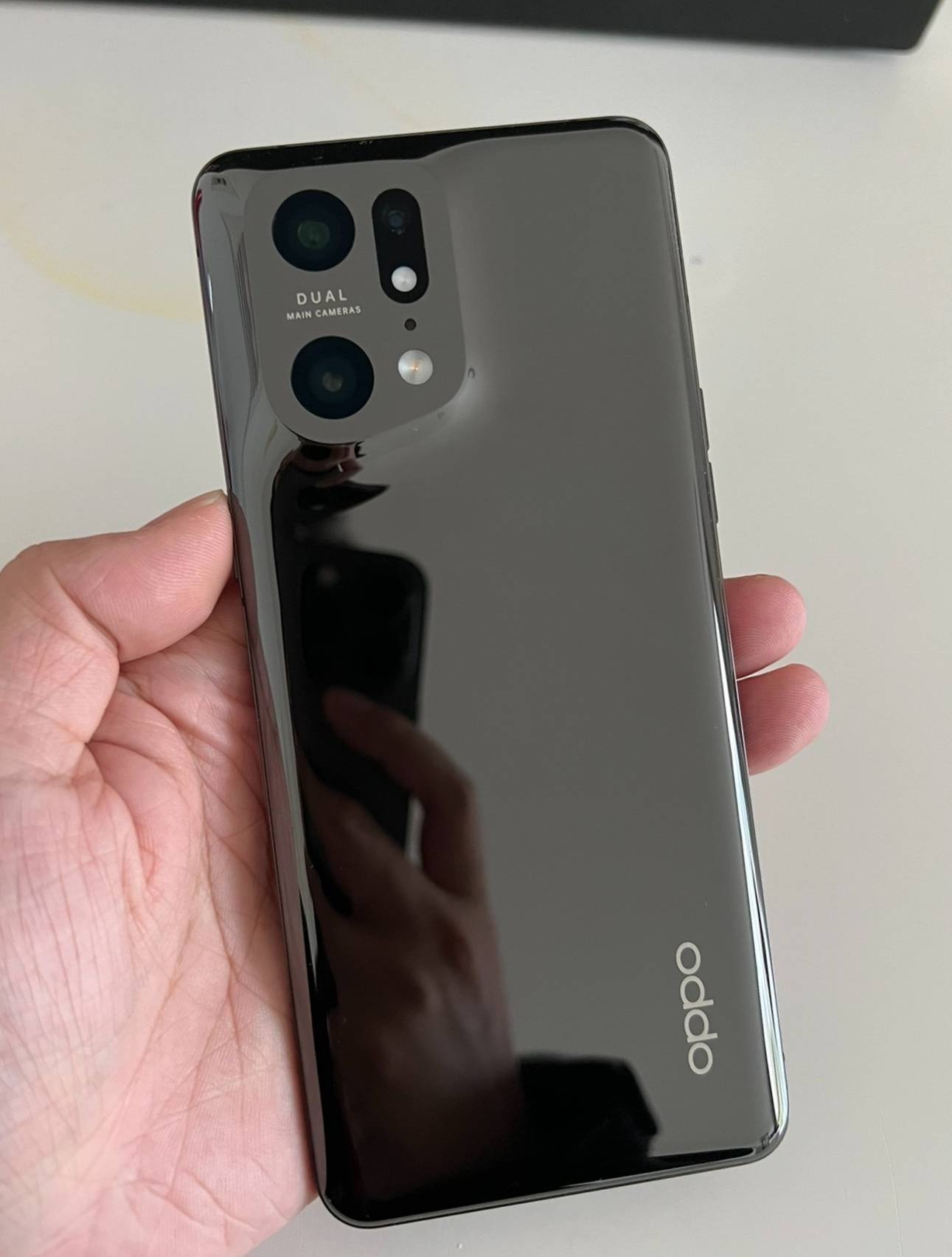 3find x5 pro天玑版高颜值影像机皇搭载天玑9000陶瓷机身还有2k