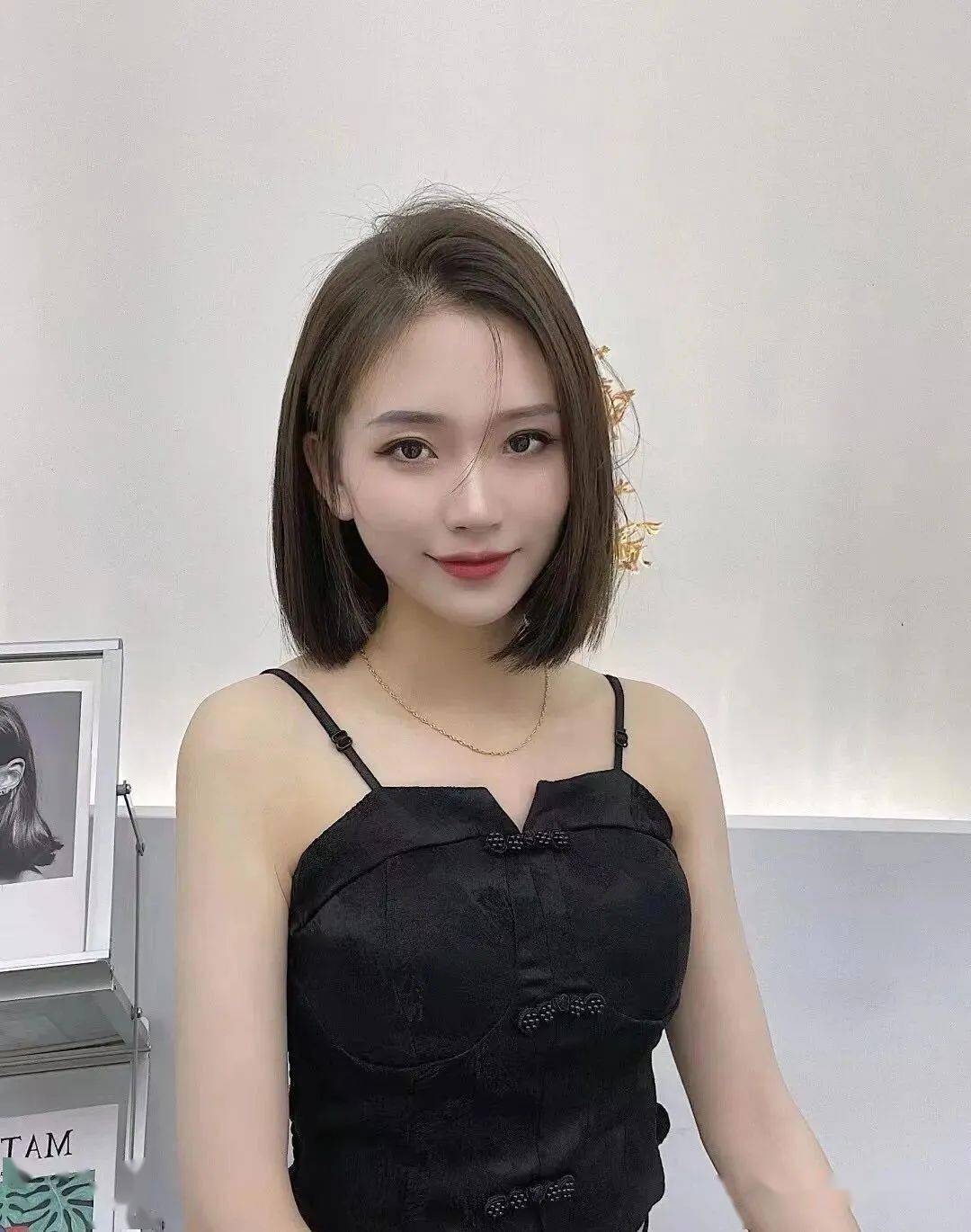 "高级感一刀切",性感呀!_中国_发型_形象