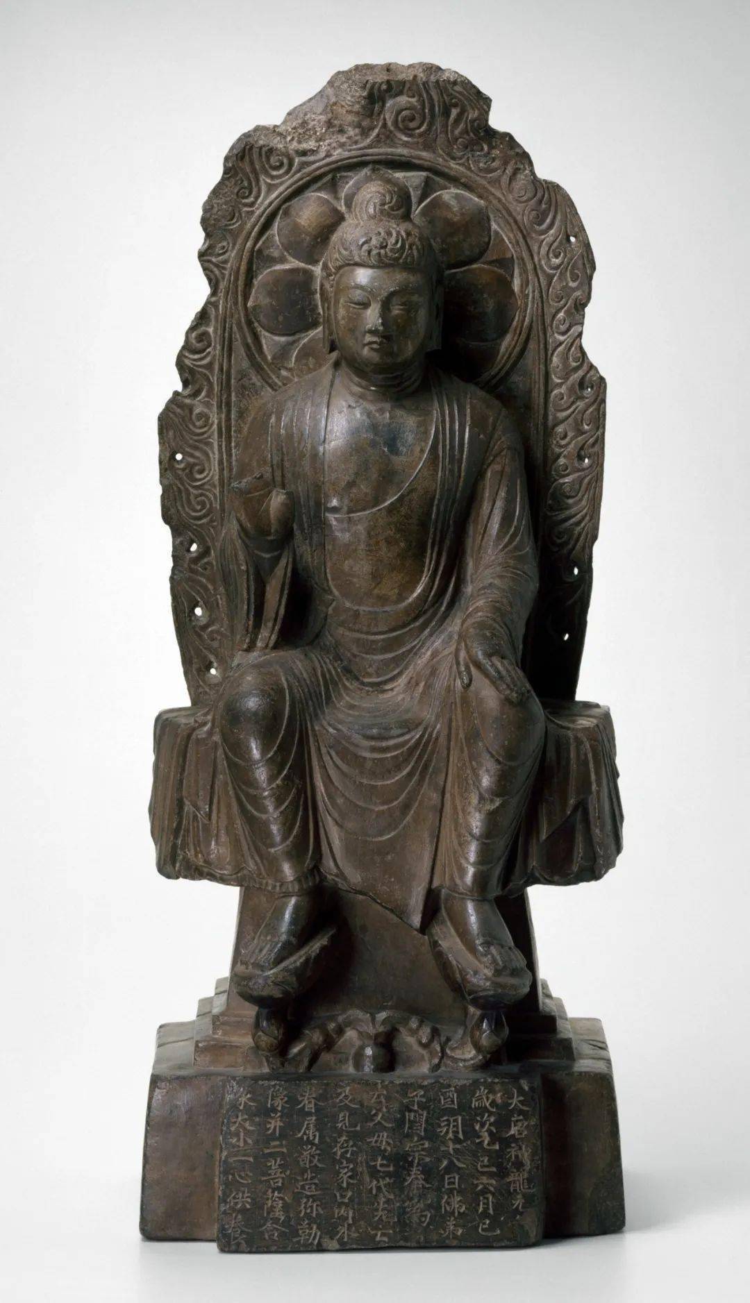 赏析｜初唐阎宗造弥勒佛倚坐像_搜狐网