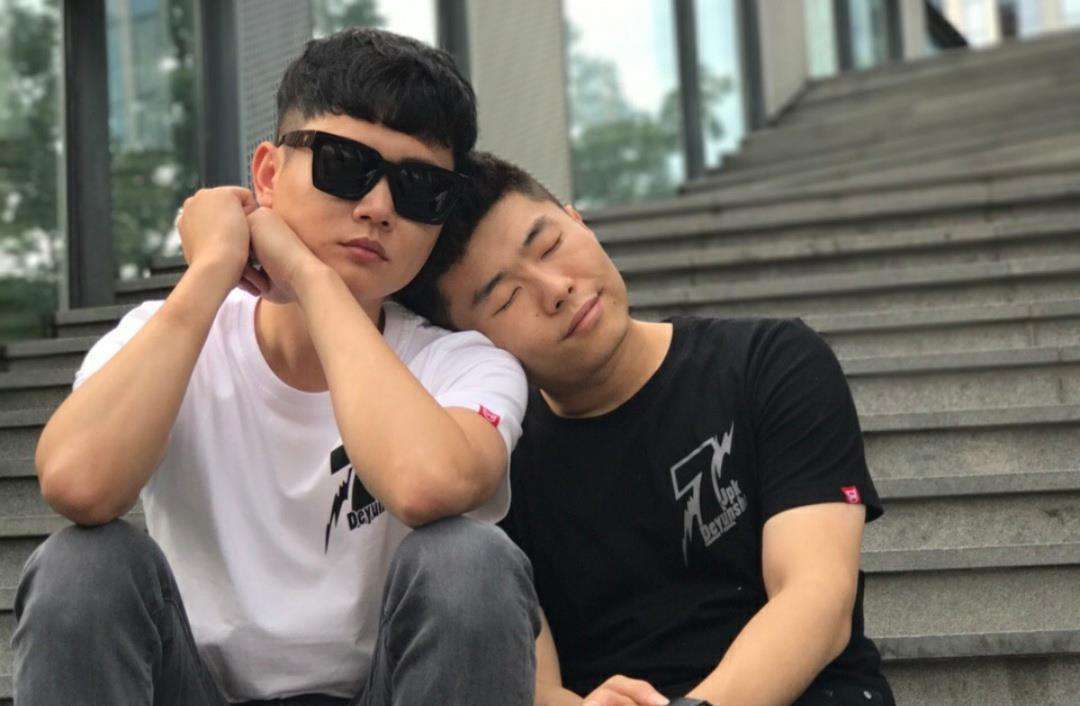 德云社周九良发文,宣传师父郭德纲的演出,却因为粗心大意翻了车_于谦