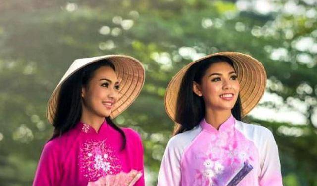 相亲会上看完美女的反应,你就明白了_中国_国家_经济