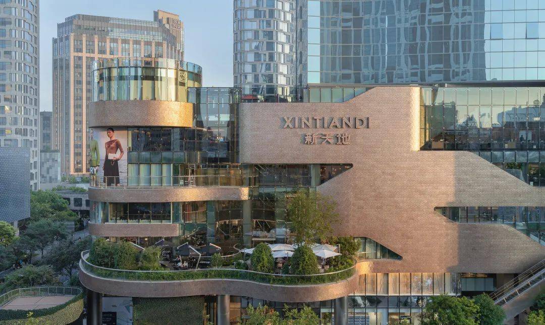 上海瑞安新天地广场丨传统百货到现代化社交场所的蜕变_the_plaza_and