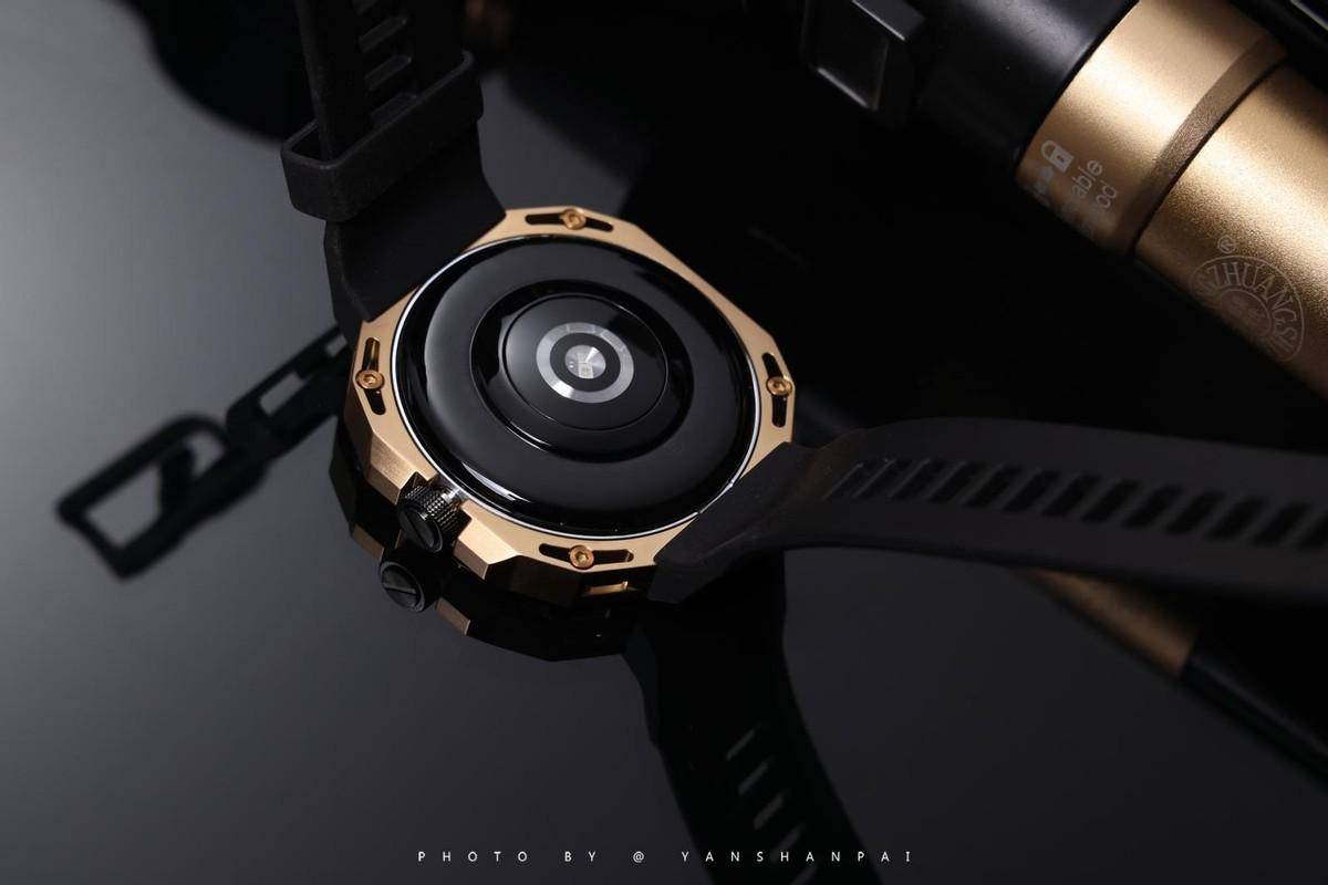 总带一块表太无聊！华为首款可换表壳智能手表WATCH GT Cyber评测