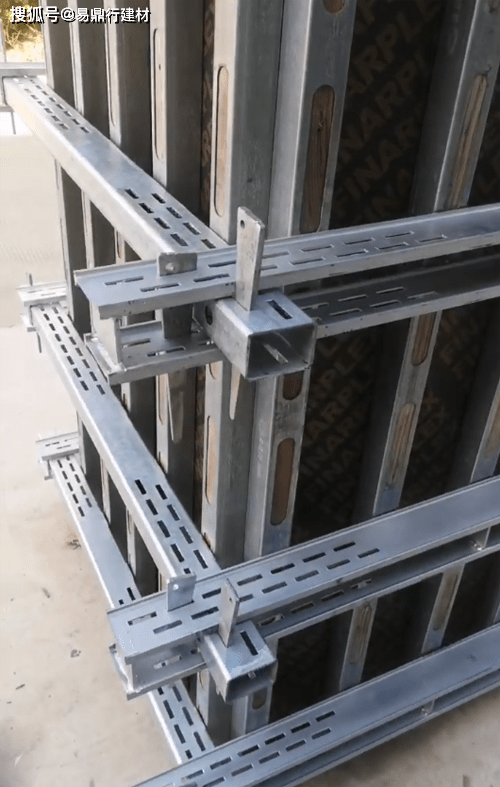 框架柱模板加固,选阴阳柱箍系列_施工_方柱_效率