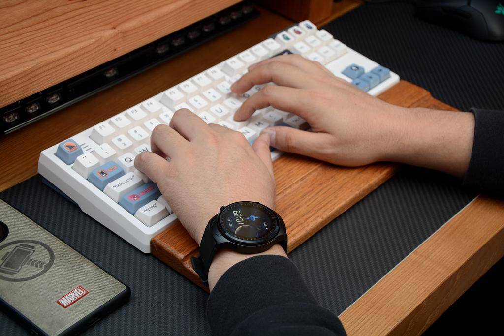 步入中年的80后,健康尤为重要,dido E40S气泵式血压智能手表体验