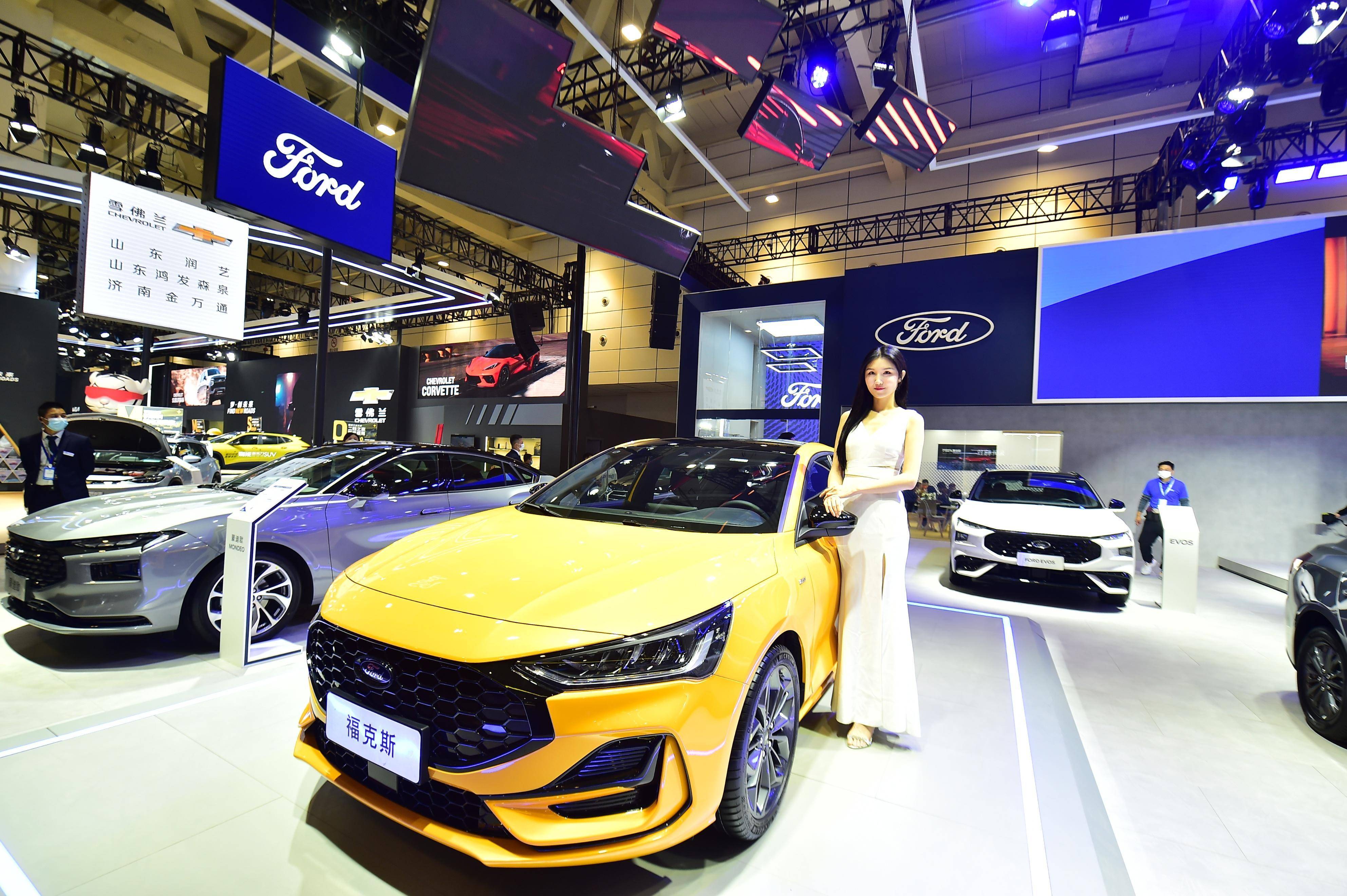 特斯拉首次参展,齐鲁车展今日开幕_搜狐汽车_搜狐网