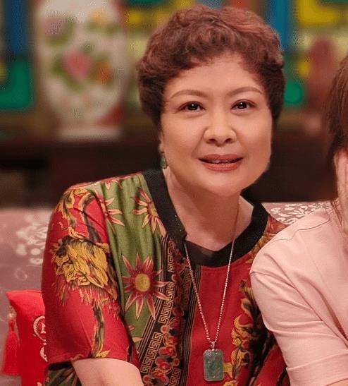 《外来媳妇本地郎》四位60后女演员都已步入老年,苏妙婵最为显老_康婶