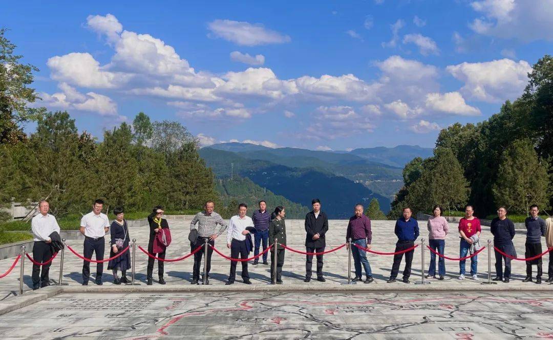 要闻]区政协赴四川通江考察学习红军精神传承弘扬工作_革命_教育_铜梁