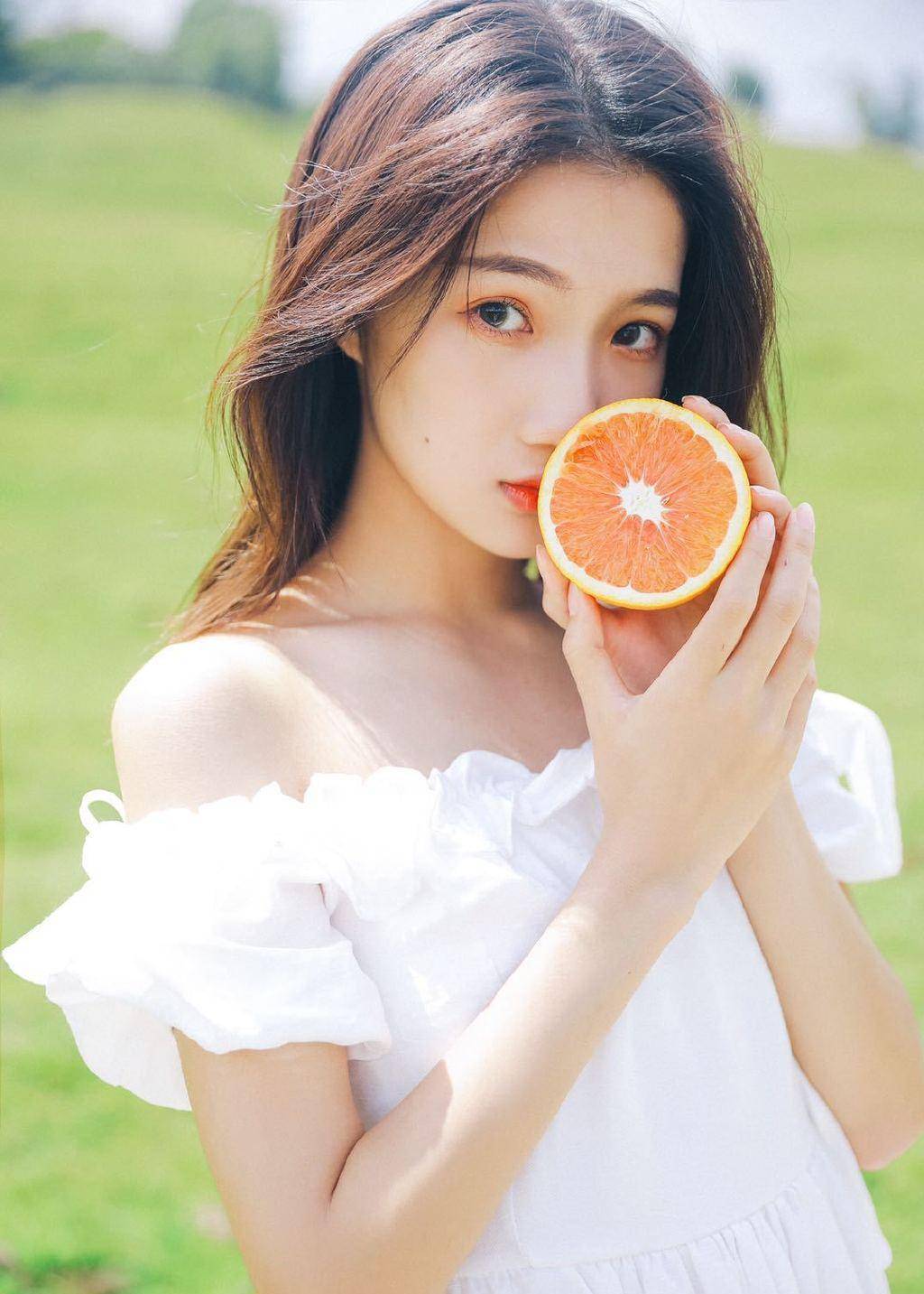 夏日户外写真,笑容治愈十分养眼_爱美_时尚_写真