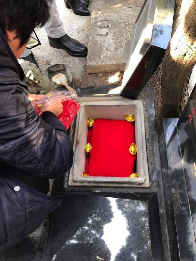 落葬流程来了_公墓_墓地_墓穴