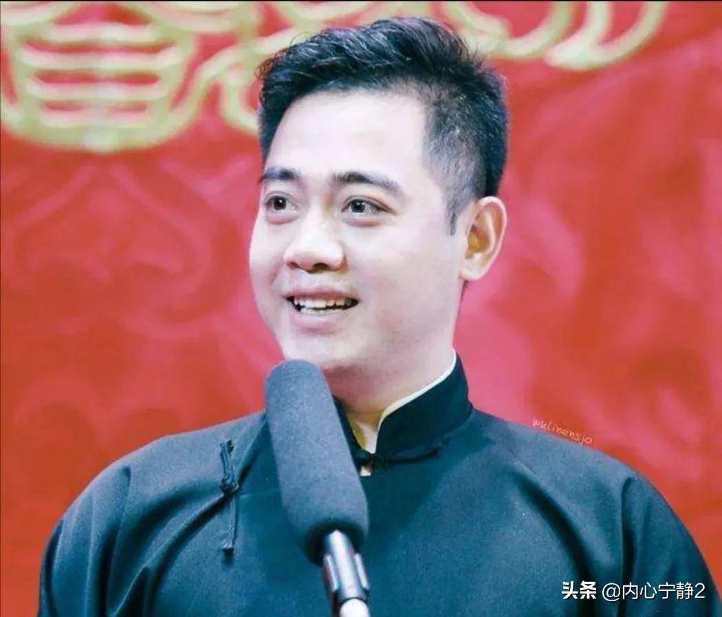 孔云龙是和岳云鹏一个饭馆出来的,拜师很早,也能早早上台获得满堂喝彩