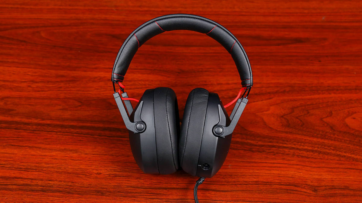 美加狮P.I.L.O.T.5游戏耳机评测:听音辩位好选择