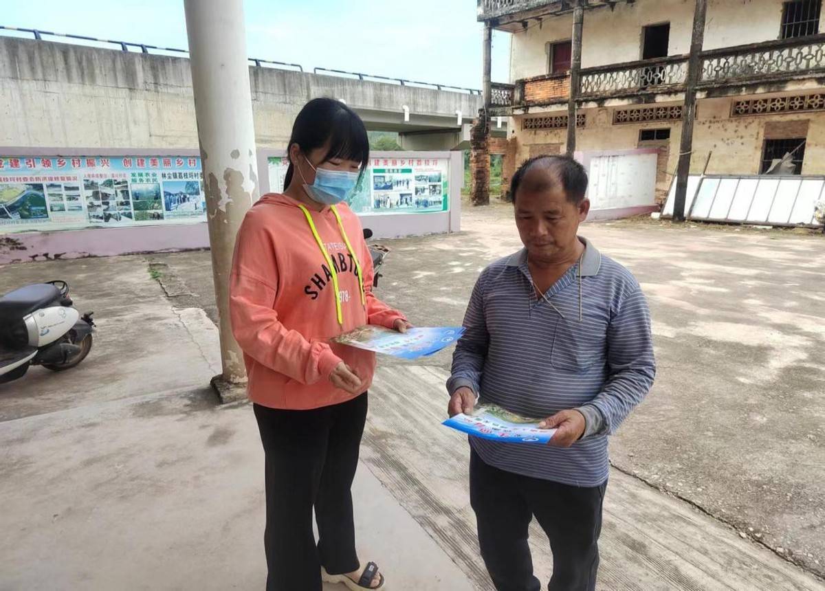 化州市林尘镇荔枝埒村委会禁毒宣传进农村活动_危害_毒品_村民