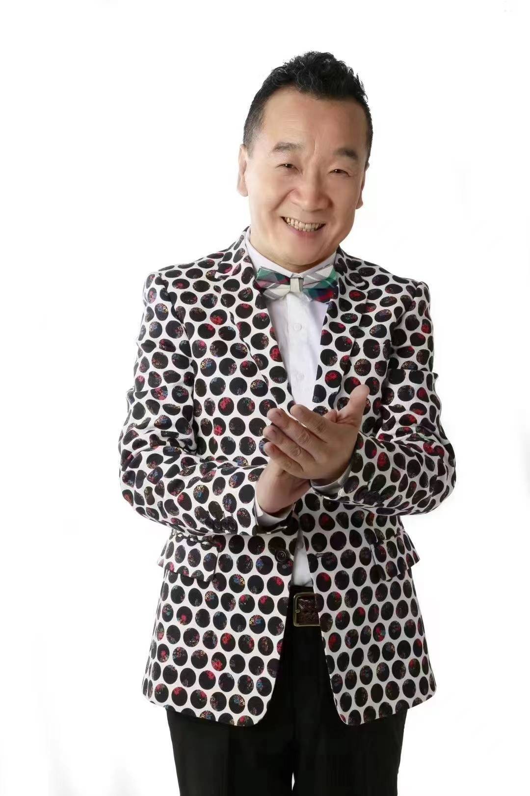 刘亚津:背不下来词儿的时候,就退休丨人物_文叔_角色_小狗