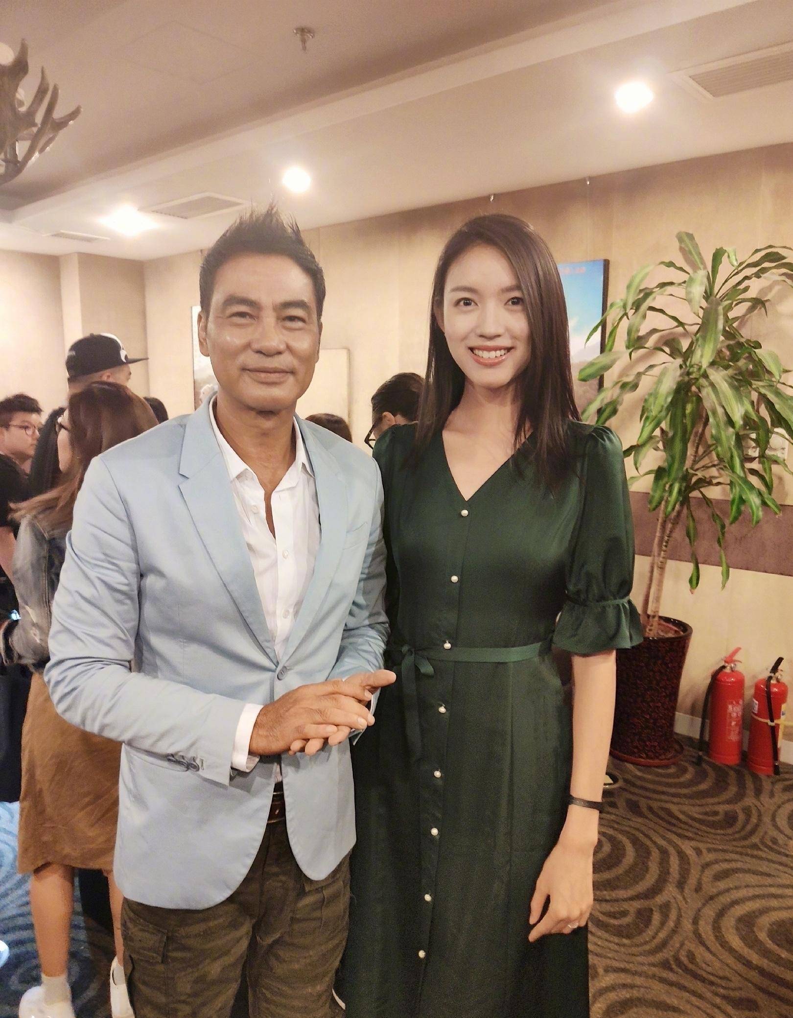 拒嫁30亿豪门,身怀有孕仍然上舞台,她才是人生赢家_张梓琳_生活_因为