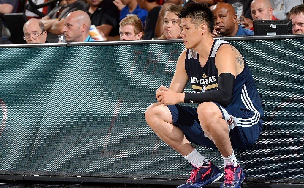 娇妻被赞cba最美太太,已生二胎_贺天举_赛季_李萌