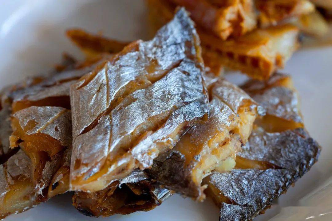 西北风一吹,嵊泗鱼鲞晒满地,冬天也热闹!_旅游_万物_小黄鱼