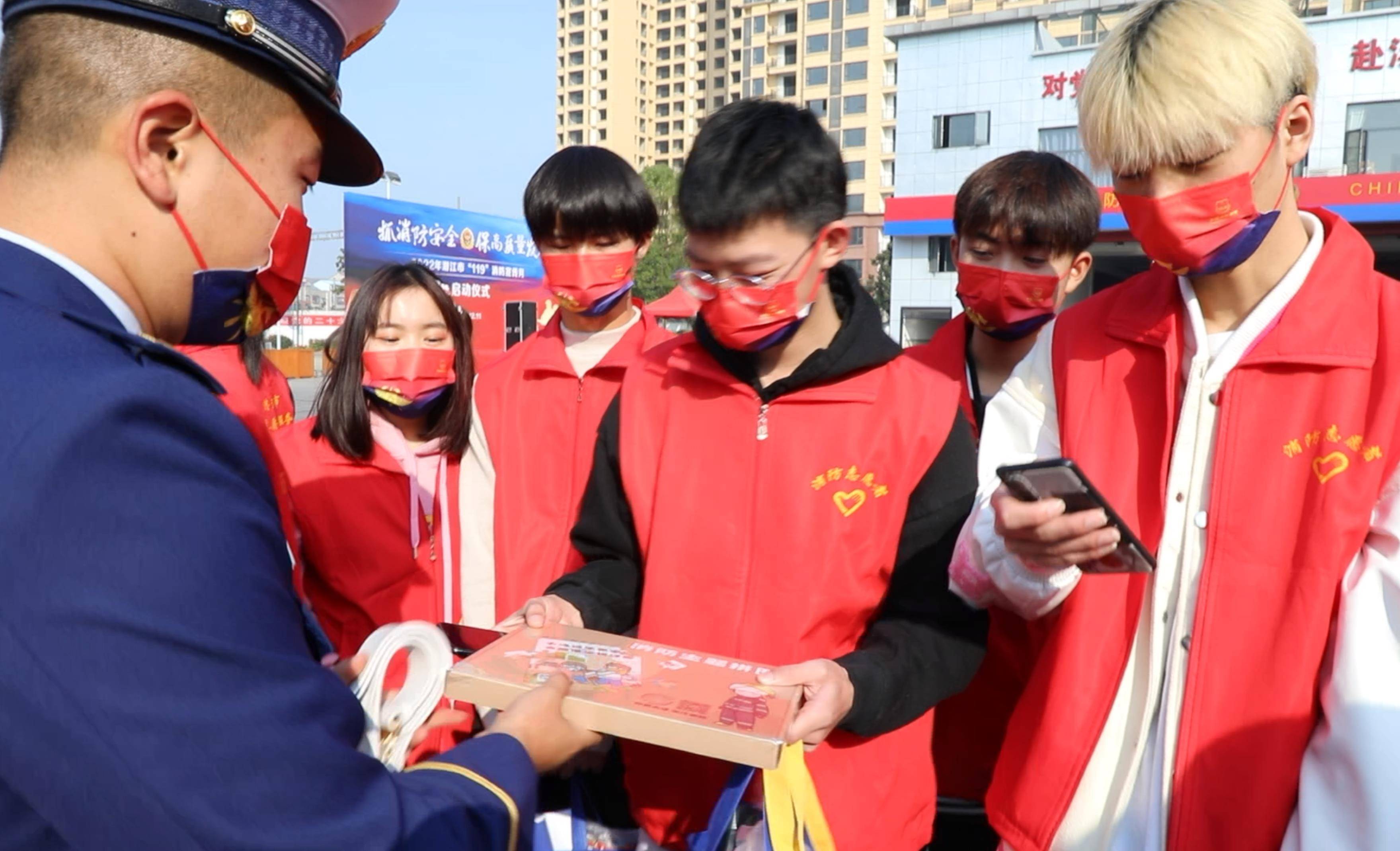 湖北潜江举行2022年"119"消防宣传月启动仪式