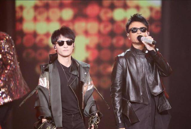 "勤深深"登上江苏卫视跨年晚会?李克勤对搭档周深发表了看法!