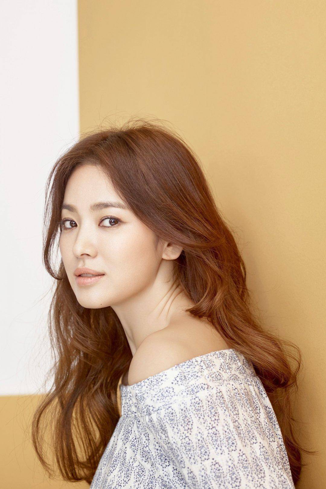 你最喜欢的韩国女明星——宋慧乔性感优雅可爱写真_电影_电视剧_系列