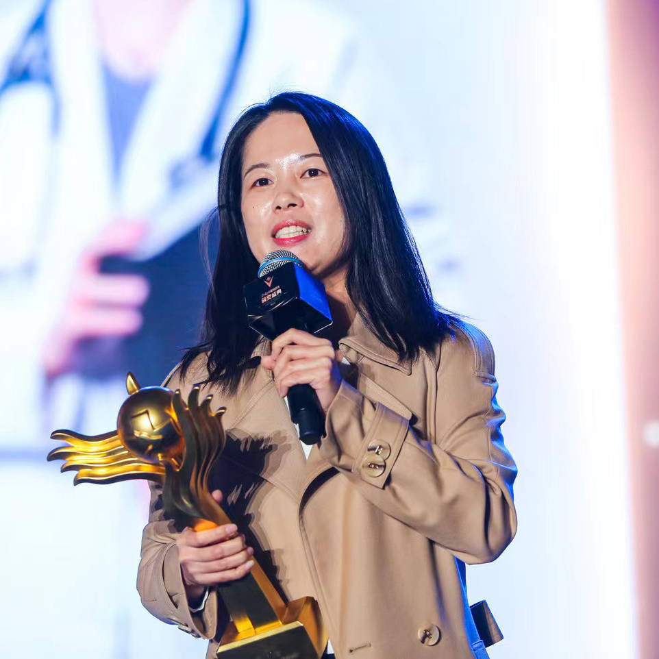 麻醉科获奖人叶楠医生:"做麻醉科有的时候会遇到一些动物,它们有可能