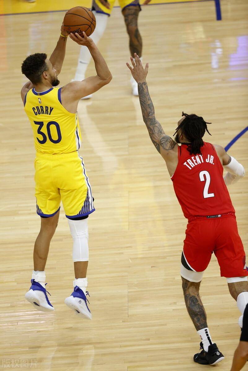 库里再现日天模式!