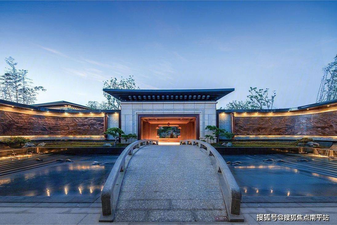 预约火爆 | 厦门建发·湾璟售楼处电话:400-159-8559转7777营销中心