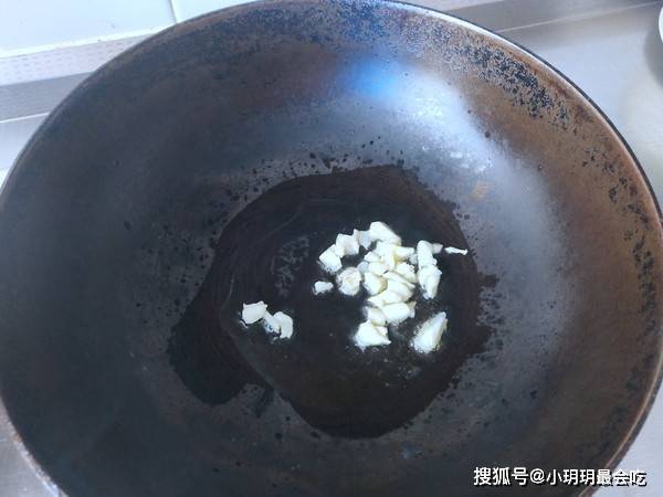 它是“天然清肺王”，我家秋季每周至少吃1次，给肺来个大拂拭