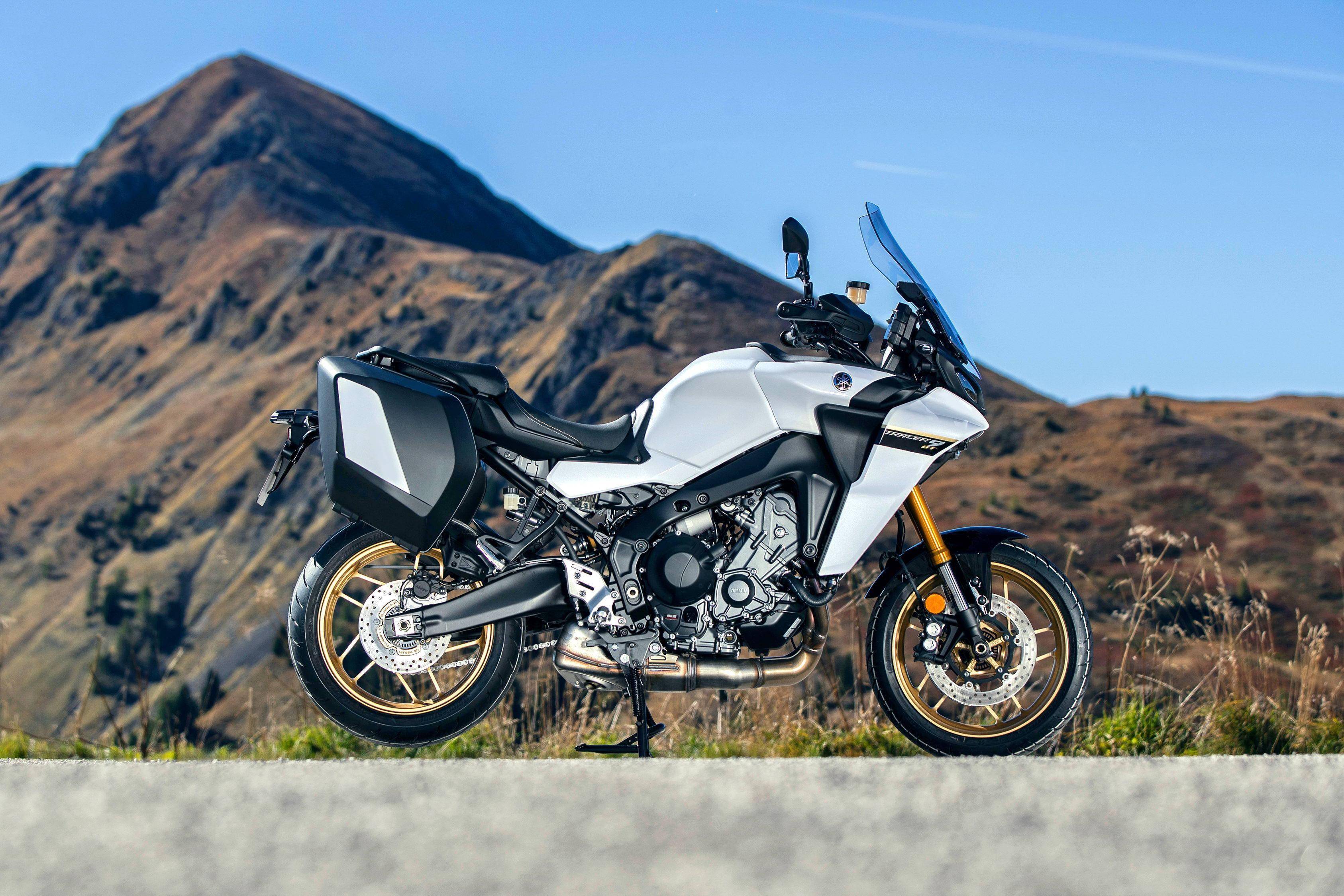 yamaha 2023 tracer 9 运动旅行车 户外特写_搜狐汽车_搜狐网