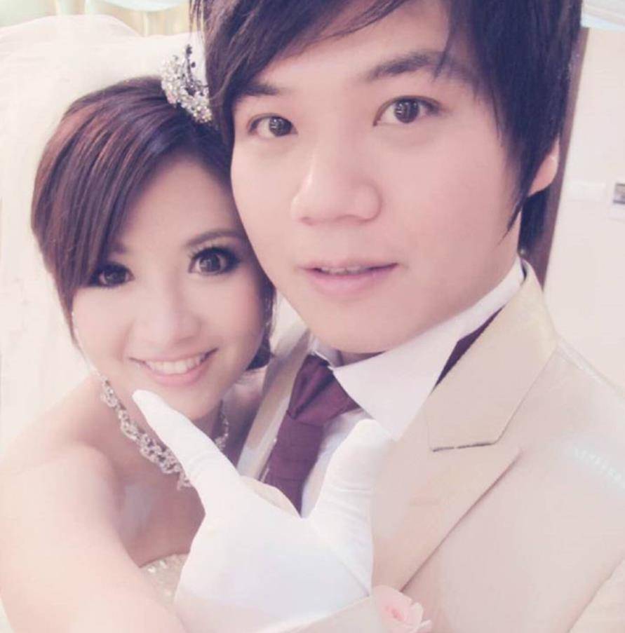 2010年年底,与吴凯新相恋8个月的李丽君嫁入豪门,也