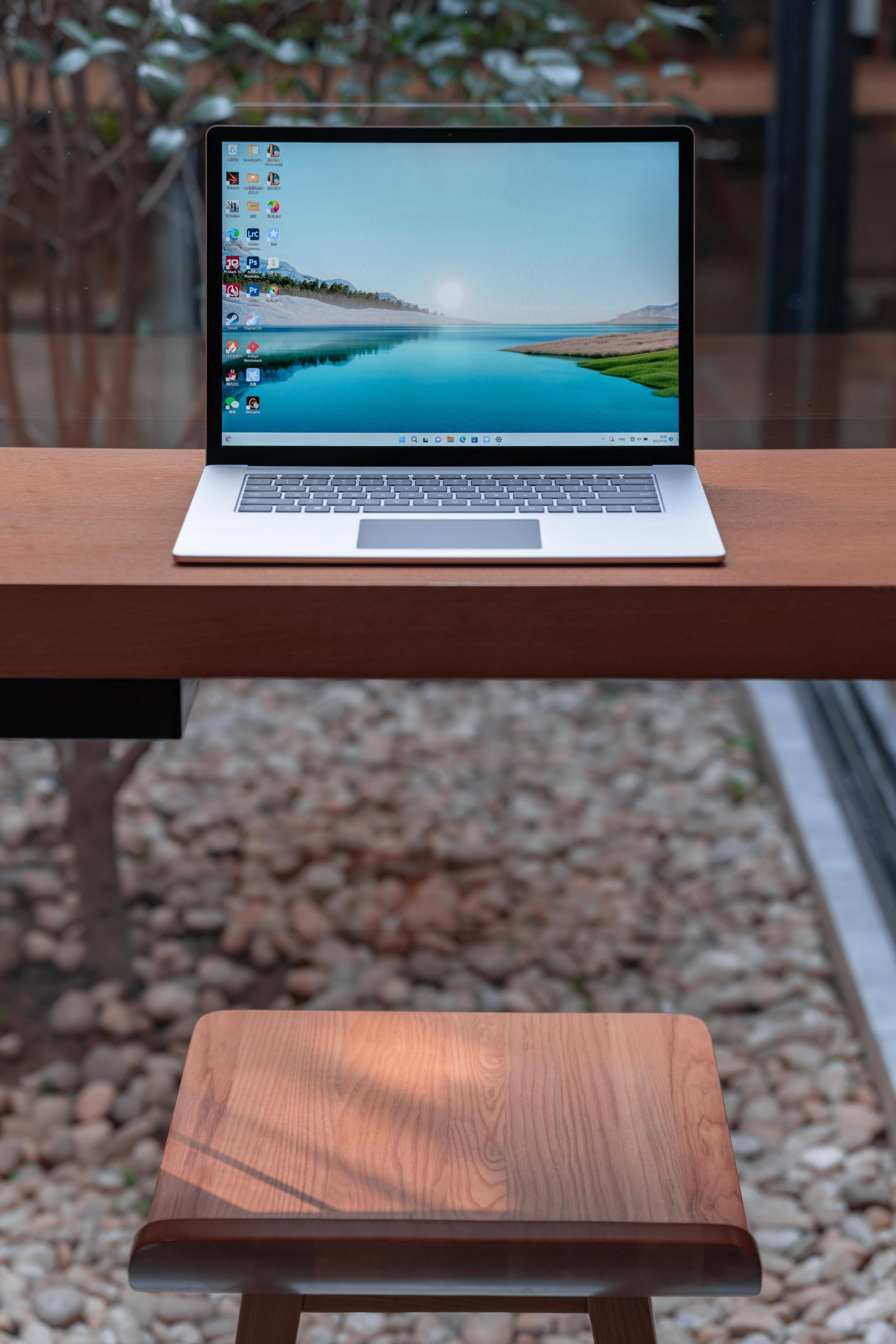 Surface Laptop 5 详测：模具延续经典，配置常规升级，性能表现亮眼