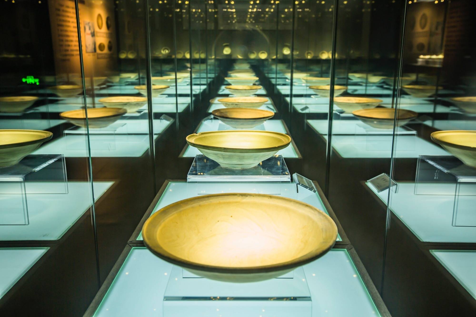 中国陶瓷博物馆,从石器时代到近现代,探秘中国瓷器的发展历史_景德镇