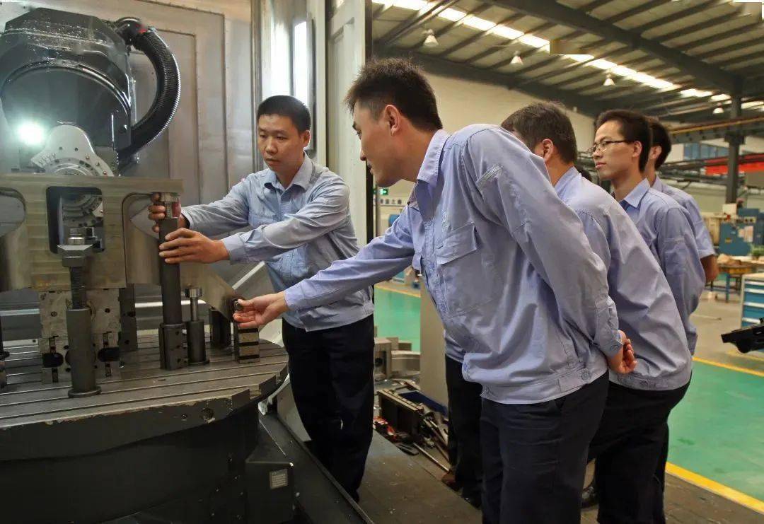 【国防招聘】航空工业郑飞招聘季!_田静_翅膀_飞翔