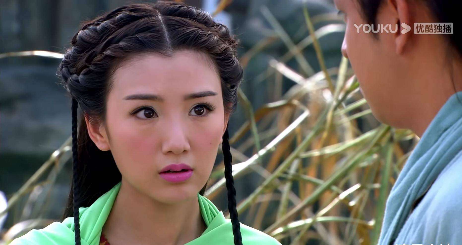 新版钟灵呆气还造型滑稽,tvb版才叫灵气逼人_段誉_何美钿_蓝色