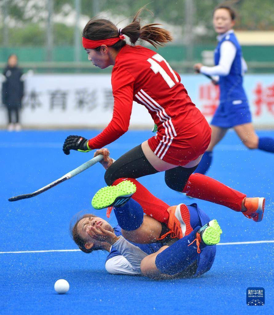 全国青年女子曲棍球锦标赛:上海队胜常州队_新华社_球员_比赛