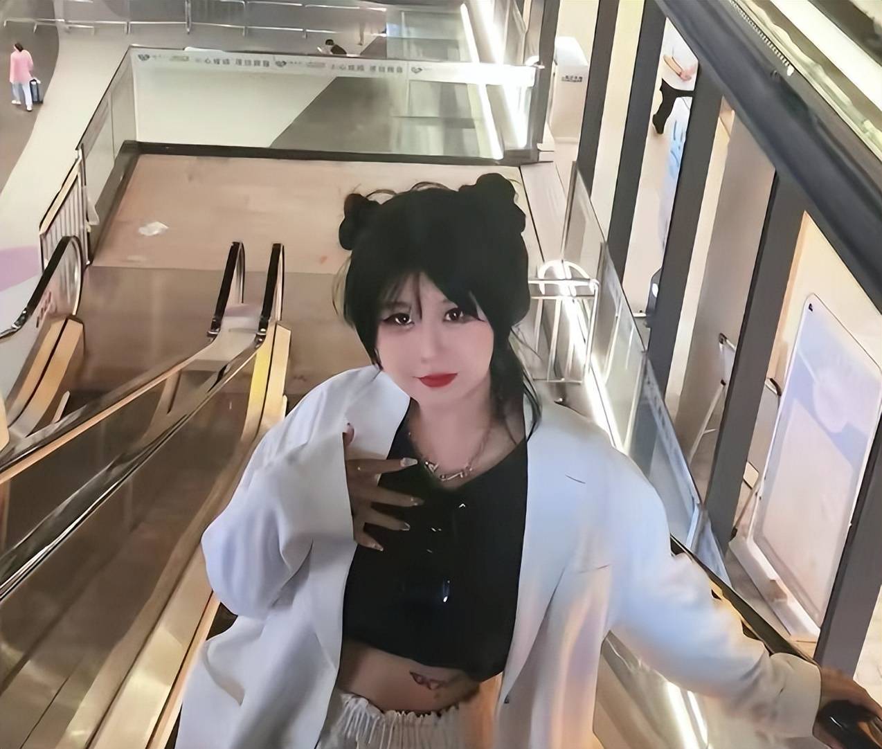 王佳颖哥哥出面讨说法,态度却叫人反感_大学生_行为_教育