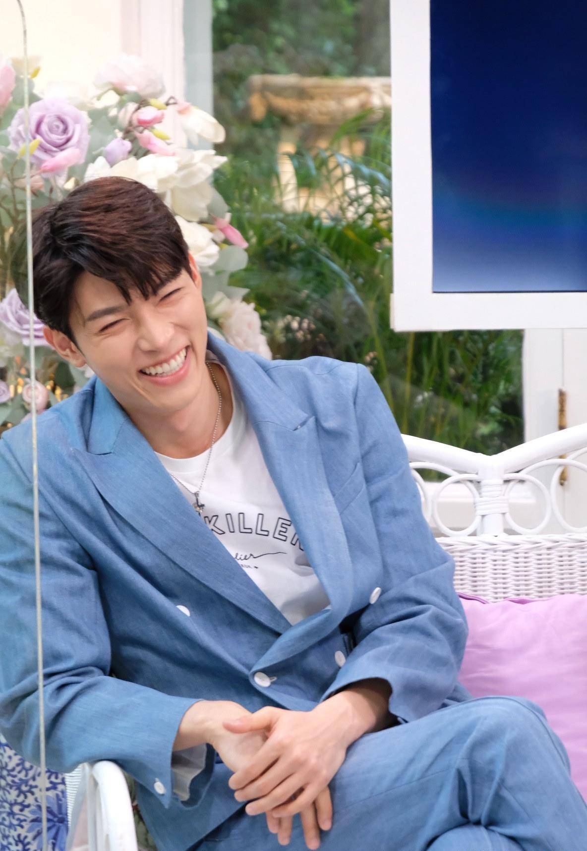 泰星god,richy情侣档再合体:念念不忘,必有回响_地方_交流_时候