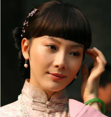 这之后她参演了《正者无敌》,《一代枭雄》,《小别离》,《和平饭店》